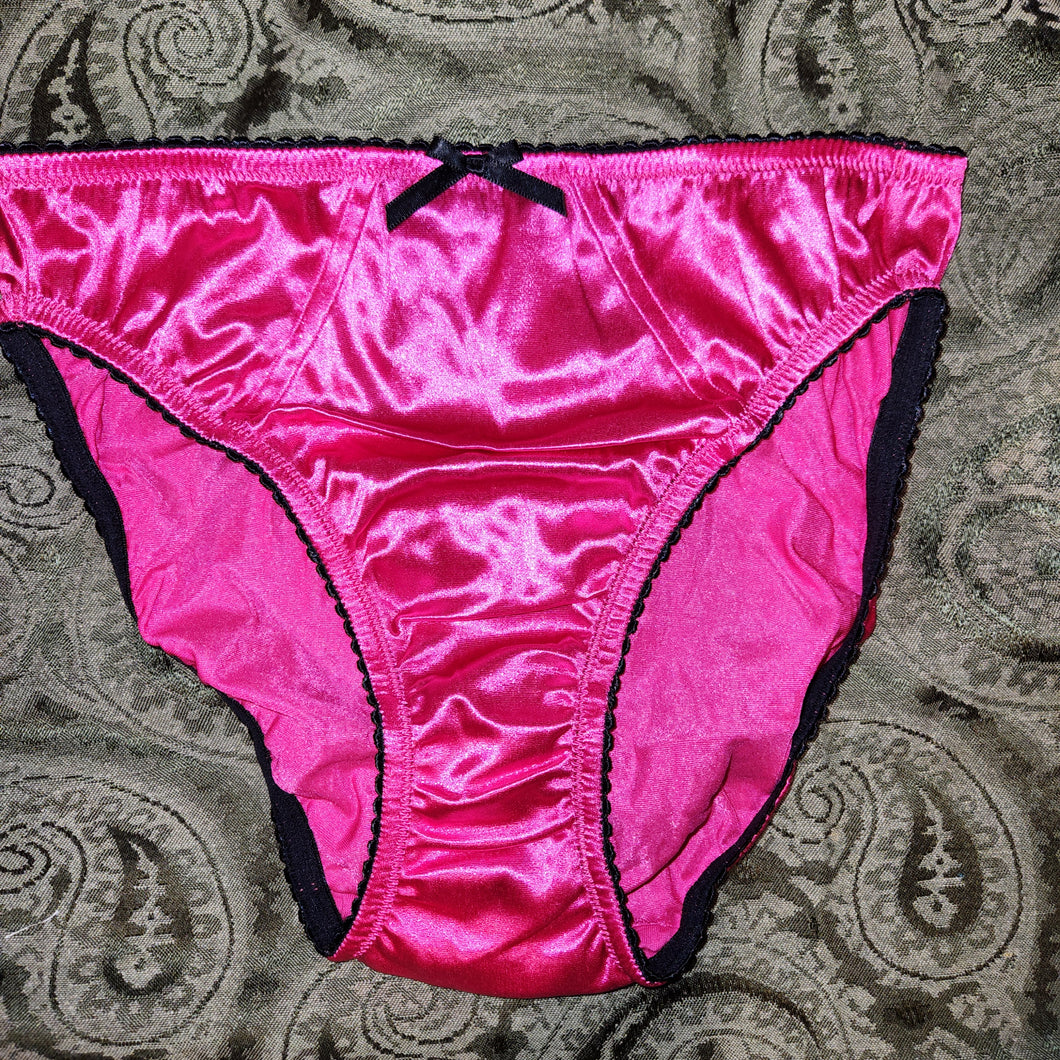 NEW Dark Pink/Black Bow K&L Fancy Satin Princess Katie MEDIUM